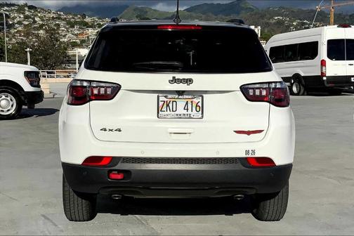2023 Jeep Compass Trailhawk