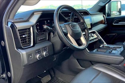 2024 GMC Sierra 2500 Denali