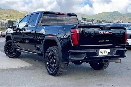 2024 GMC Sierra 2500 Denali