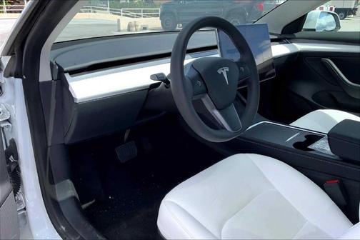 2022 Tesla Model 3 Base