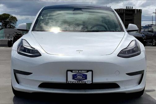 2022 Tesla Model 3 Base