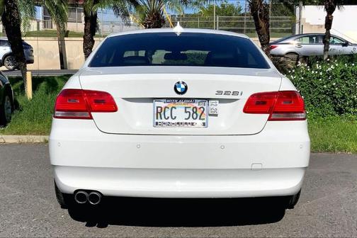 2010 BMW 328 i