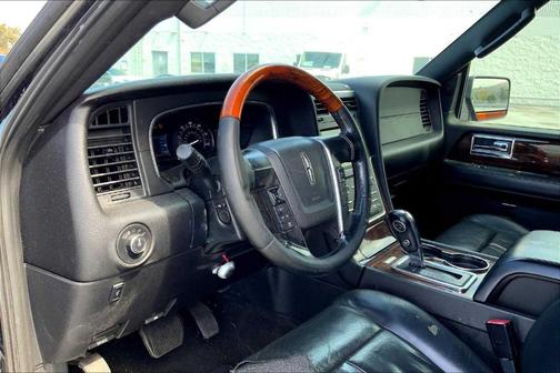 2016 Lincoln Navigator L Select