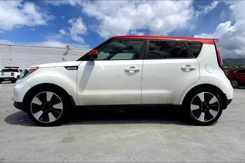 2017 Kia Soul +