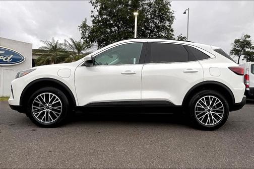 Star White 2025 Ford Escape PHEV