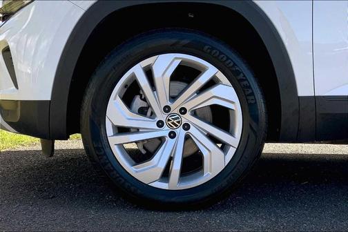 2023 Volkswagen Atlas 2.0T SE w/Technology