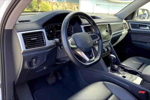 2023 Volkswagen Atlas 2.0T SE w/Technology