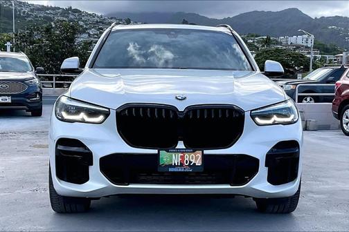 Mineral White Metallic 2022 BMW X5 xDrive40i