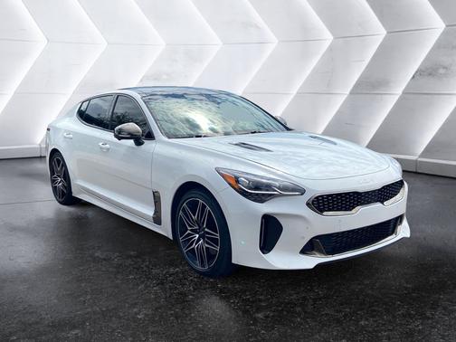 2023 Kia Stinger GT2