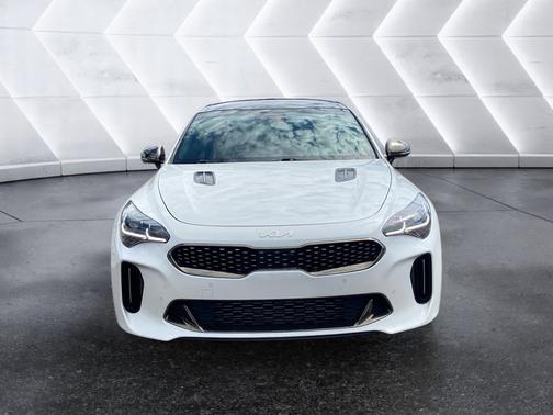 2023 Kia Stinger GT2