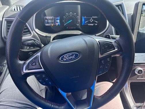 2021 Ford Edge ST-Line