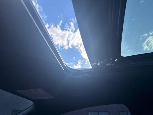 2021 Ford Edge ST-Line