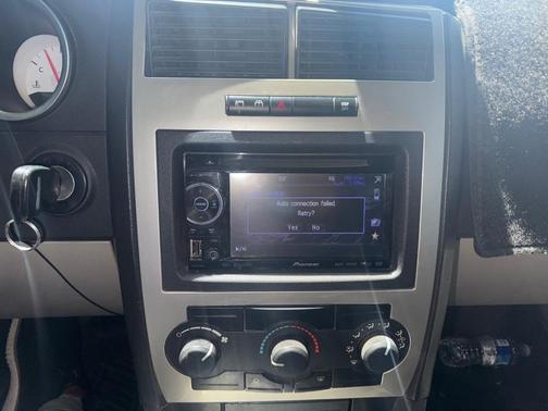 2007 Dodge Magnum Base