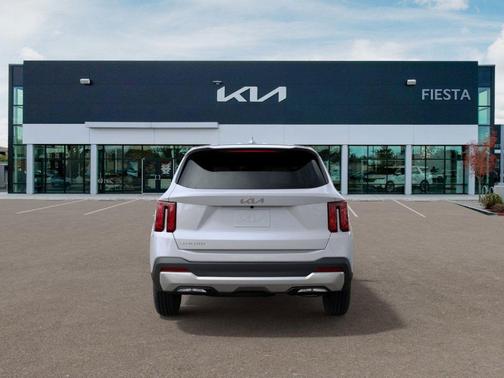 2025 Kia Sorento LX
