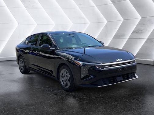 Aurora Black 2025 Kia K4 LX