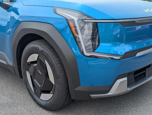 2025 Kia EV9 Wind