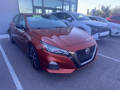 2021 Nissan Altima 2.5 SR