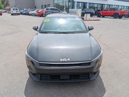 2025 Kia K4 LX