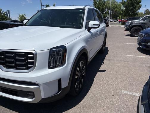 White Pearl 2025 Kia Telluride SX