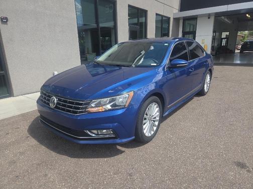 2016 Volkswagen Passat 1.8T SE w/Technology