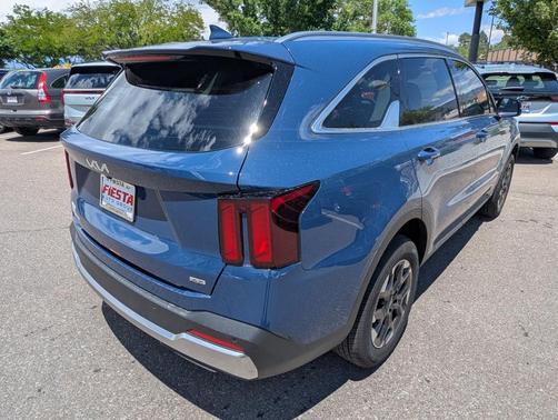 2025 Kia Sorento S