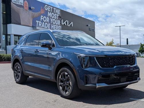 2025 Kia Sorento S