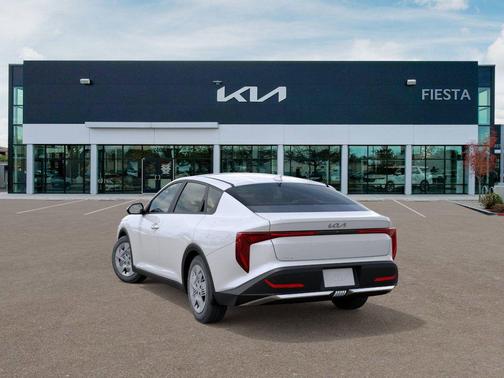 2025 Kia K4
