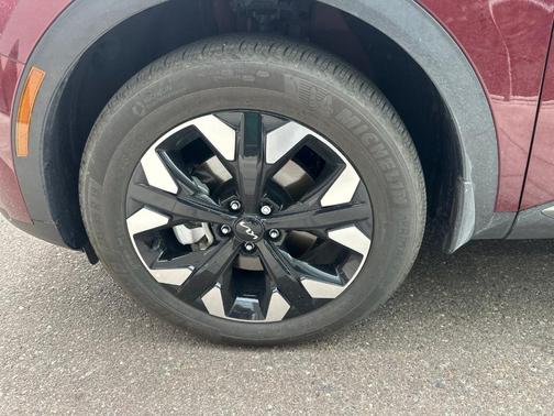 2023 Kia Sportage Plug-In Hybrid X-Line