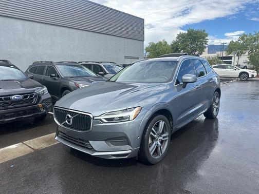 2018 Volvo XC60 T5 Momentum