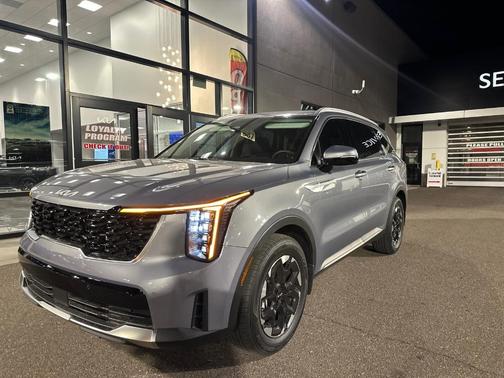 2025 Kia Sorento S