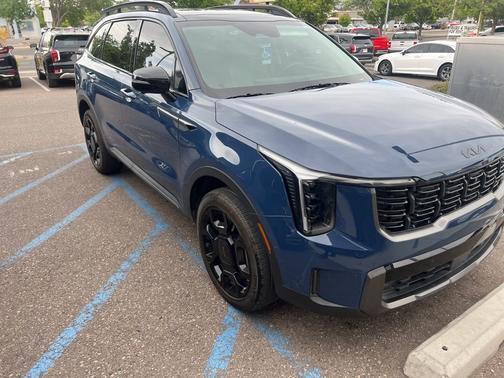 Midnight 2025 Kia Sorento X-Line SX