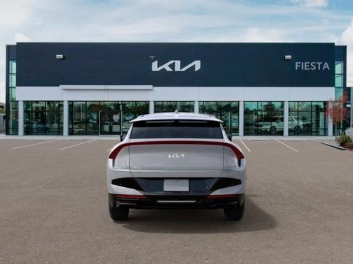 2025 Kia EV6 Light