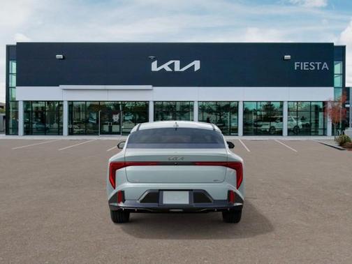 2025 Kia K4 GT-Line