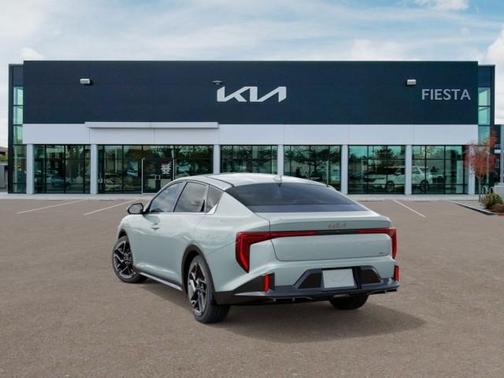 2025 Kia K4 GT-Line