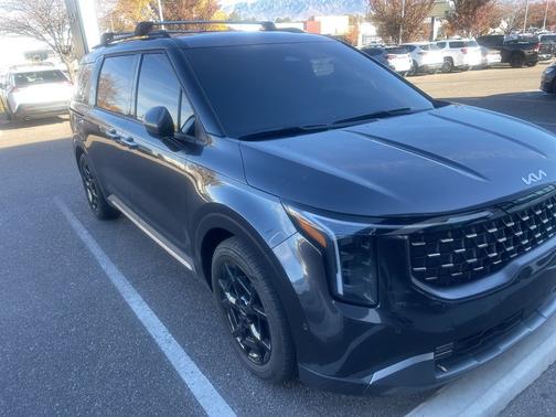 2025 Kia Carnival SX