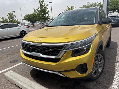 Yellow 2022 Kia Seltos S