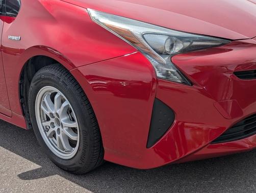 2016 Toyota Prius Four