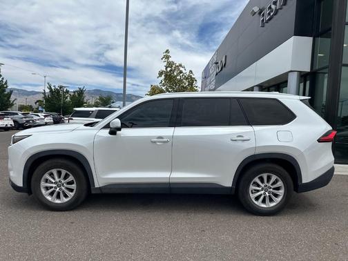 2024 Toyota Grand Highlander Hybrid XLE