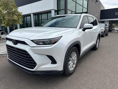 2024 Toyota Grand Highlander Hybrid XLE
