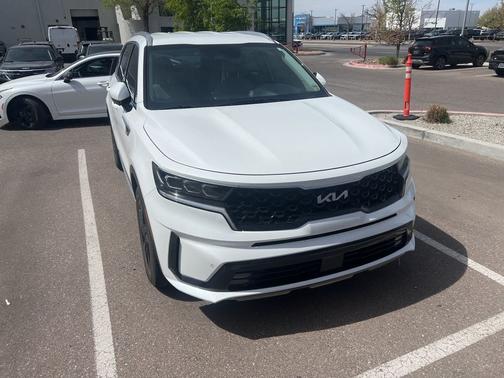 Snow White Pearl 2022 Kia Sorento Plug-In Hybrid SX