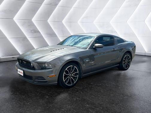 2013 Ford Mustang GT Premium