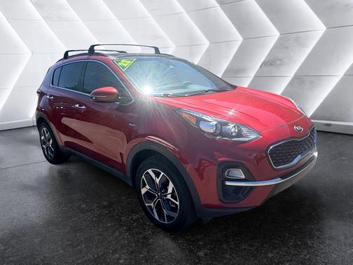 Red 2022 Kia Sportage EX