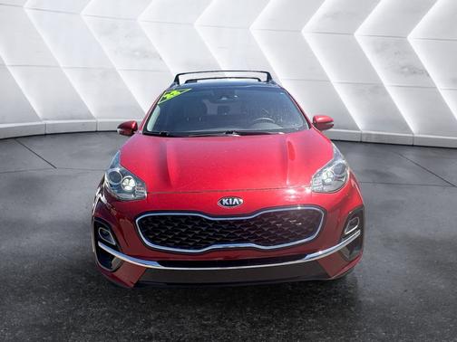 Red 2022 Kia Sportage EX