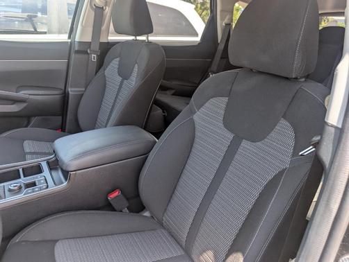2025 Kia Sorento LX