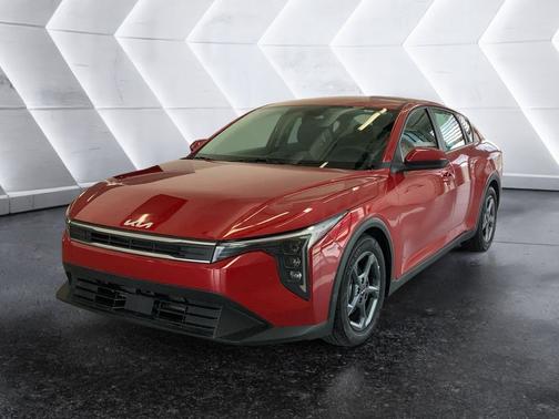Currant Red 2025 Kia K4 LXS
