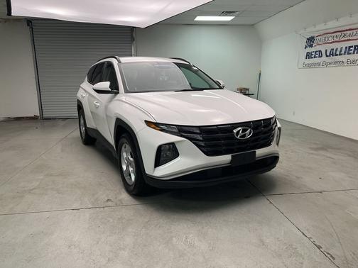 White Pearl 2024 Hyundai TUCSON SEL