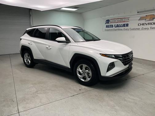 White Pearl 2024 Hyundai TUCSON SEL
