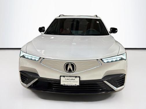 Snowfall Pearl 2024 Acura ZDX