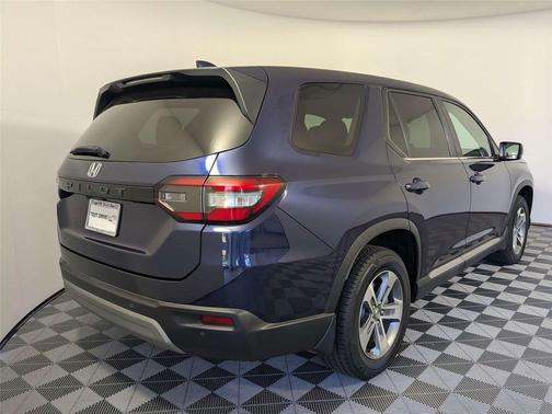 Obsidian Blue Pearl 2024 Honda Pilot EX-L