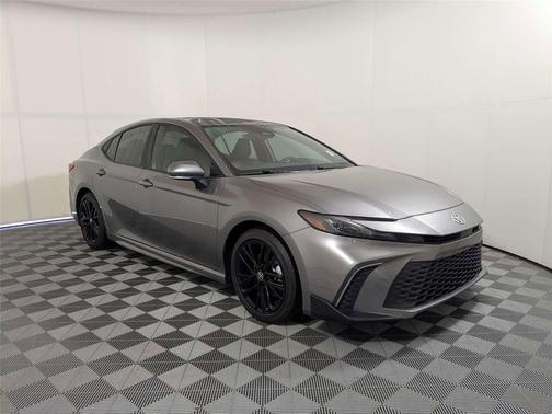 Heavy Metal 2025 Toyota Camry SE